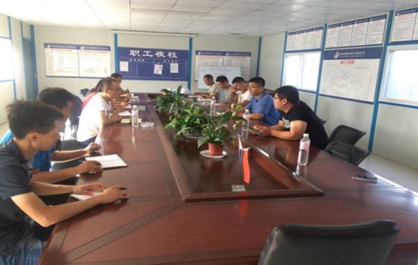 炎炎夏日送清涼，慰問一線勞動者(圖1)