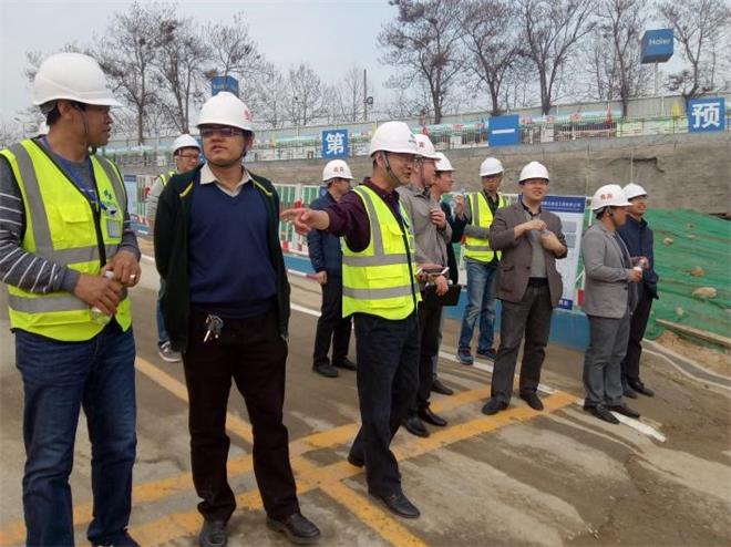 海爾地產(chǎn)2017年第一季度生產(chǎn)大會(huì)在我公司海爾云谷項(xiàng)目召開(kāi)(圖2)