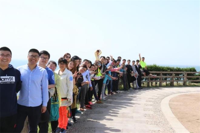 “傳承五四精神·展現(xiàn)青春風采”——中建聯(lián)合成功舉辦環(huán)保健步行活動(圖2)