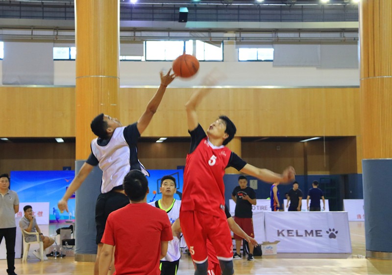 “中建聯(lián)合杯”暨德才集團(tuán)籃球邀請(qǐng)賽火熱來襲(圖2)