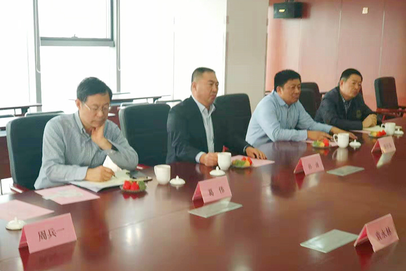 德才集團(tuán)董事長葉德才偕高管團(tuán)隊赴榮華建設(shè)集團(tuán)訪問交流(圖3)