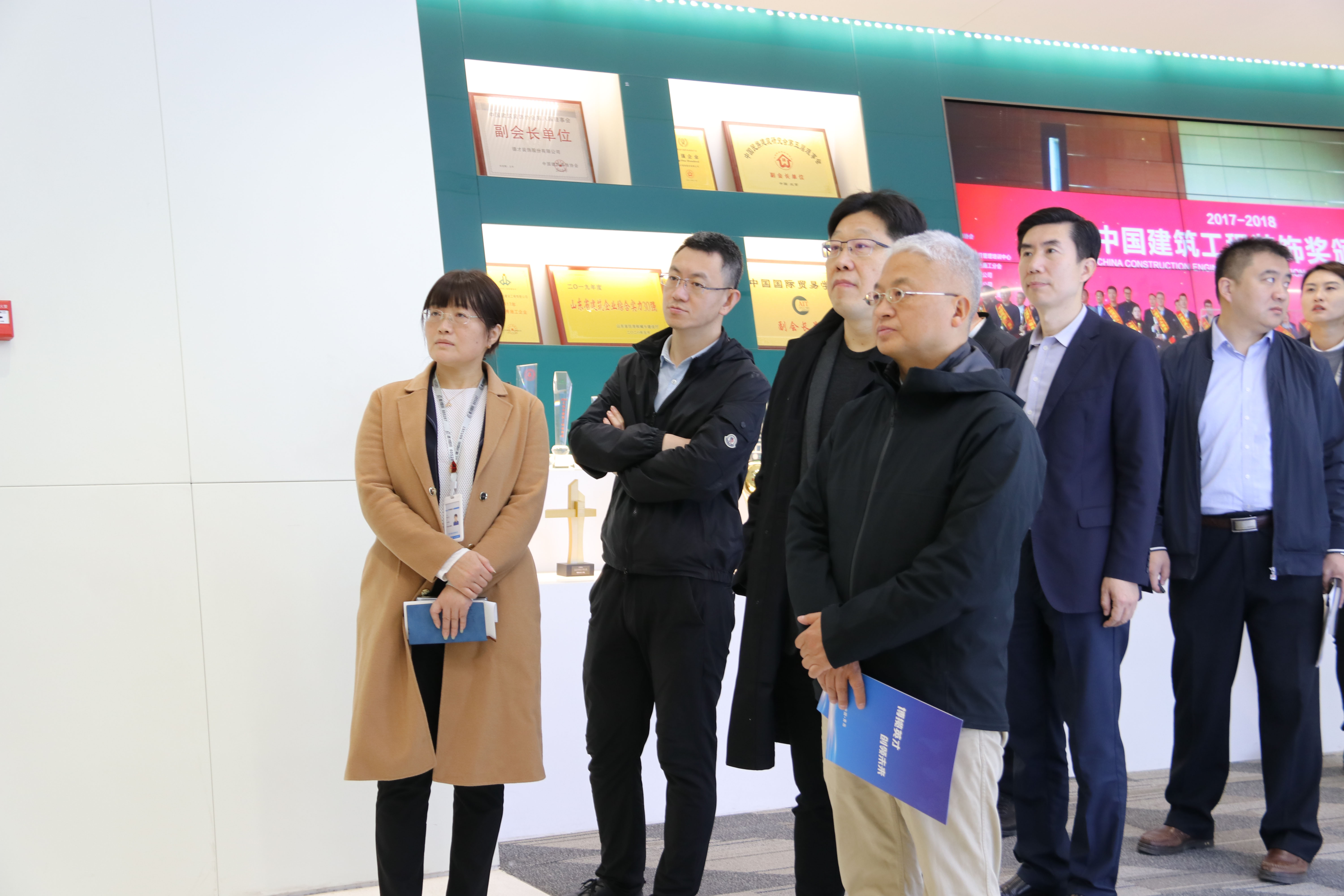 人社部領(lǐng)導(dǎo)蒞臨中建聯(lián)合調(diào)研指導(dǎo)人才隊(duì)伍建設(shè)工作(圖4)