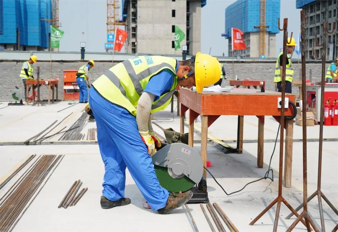 以賽促訓(xùn)，匠心筑城|中建聯(lián)合承辦嶗山區(qū)第十六屆“中建聯(lián)合杯”建筑業(yè)職業(yè)技能大賽(圖5)