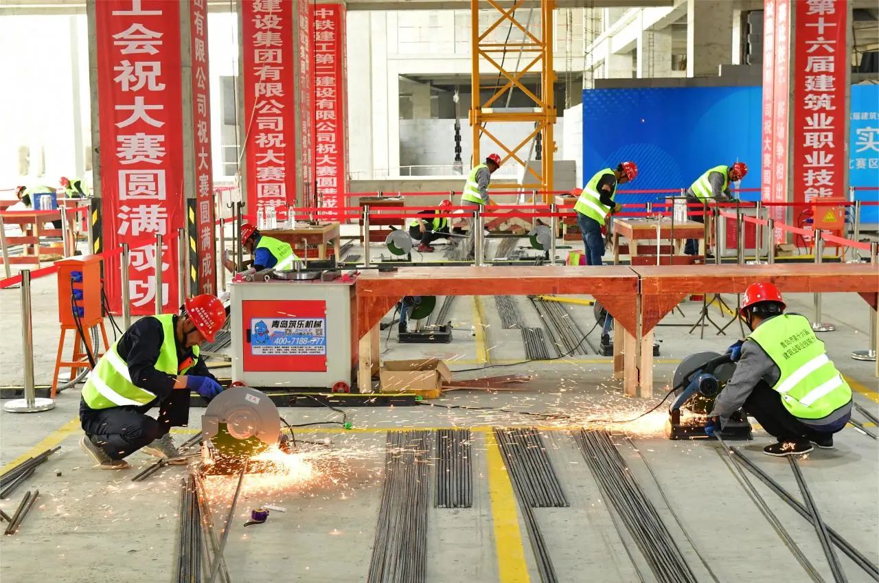 弘揚工匠精神，助推中國創(chuàng)造|中建聯(lián)合協(xié)辦青島市第十六屆建筑業(yè)職業(yè)技能大賽(圖5)