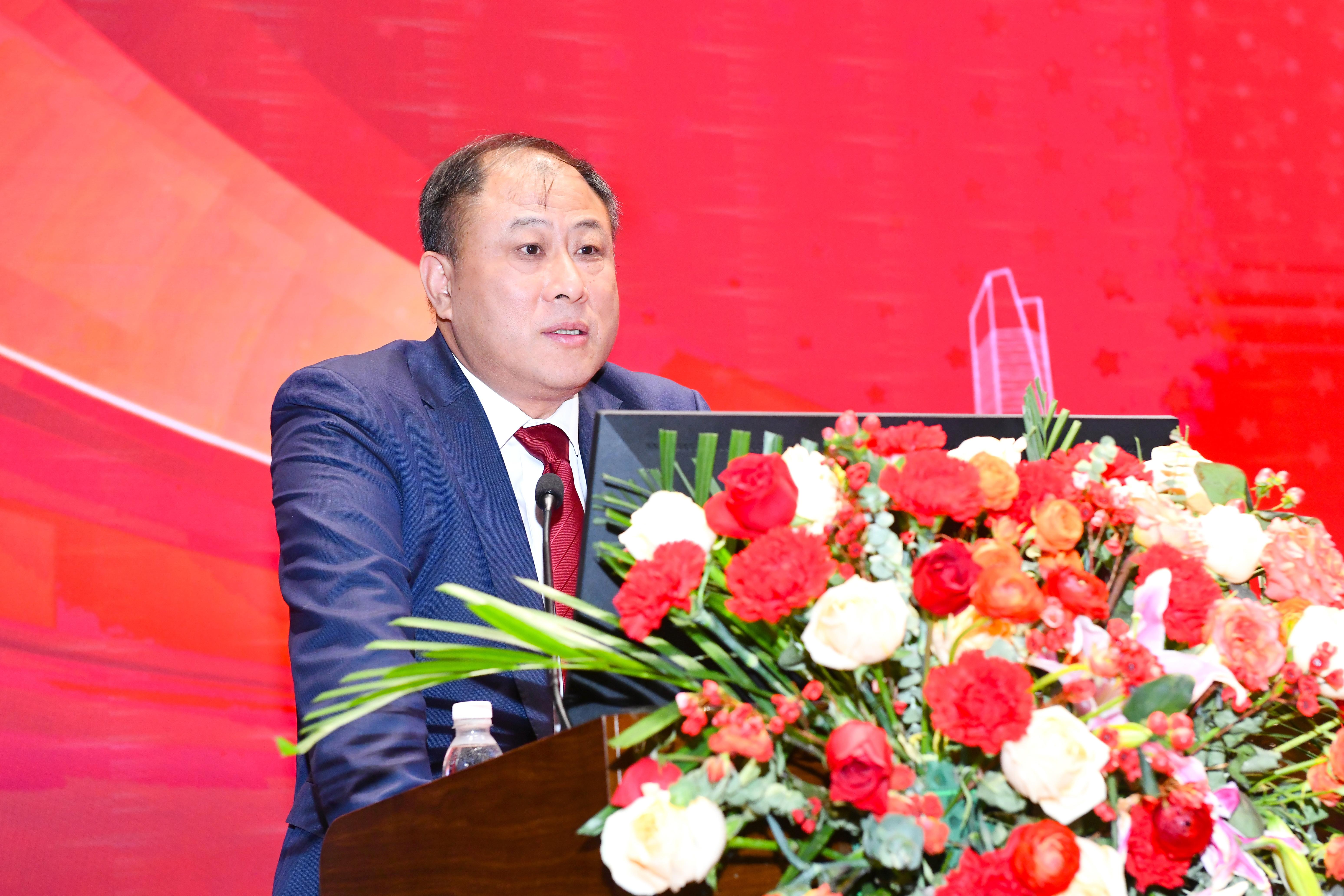 向陽(yáng)而生，破局進(jìn)取 | 中建聯(lián)合2023年度總結(jié)表彰暨2024年迎新大會(huì)勝利召開(kāi)(圖1)