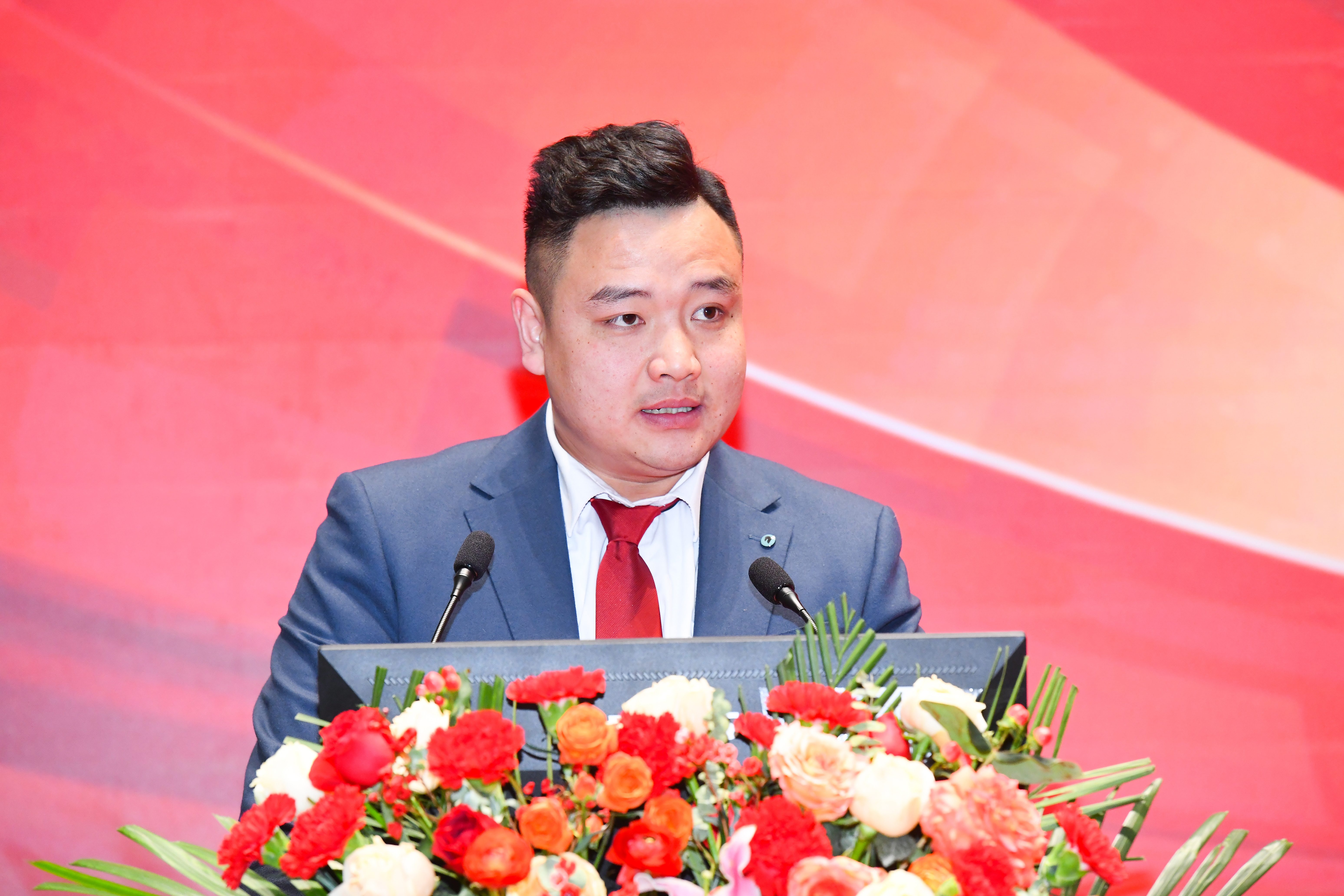 向陽(yáng)而生，破局進(jìn)取 | 中建聯(lián)合2023年度總結(jié)表彰暨2024年迎新大會(huì)勝利召開(kāi)(圖38)